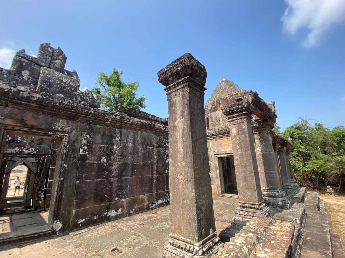 プレアヴィヒア寺院