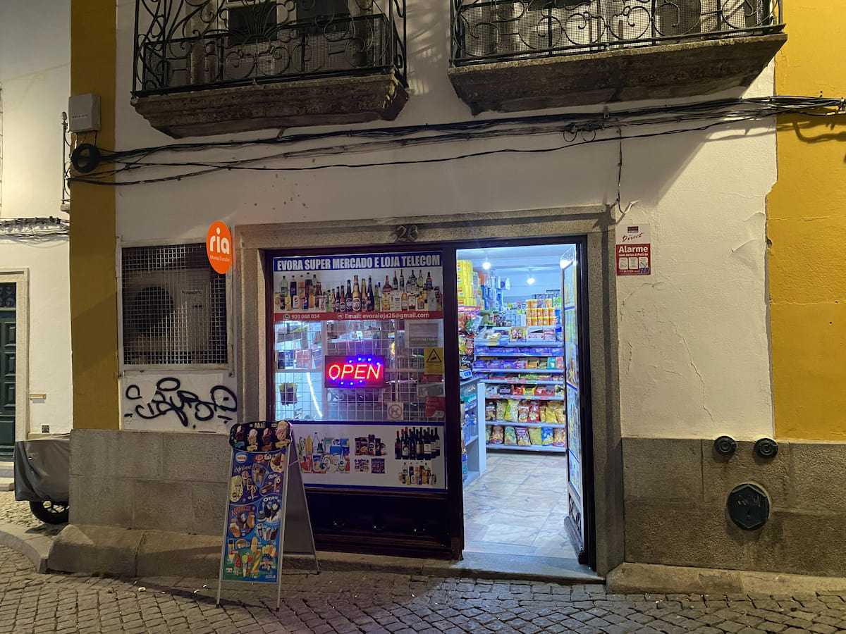 リスボンからエヴォラへの行き方