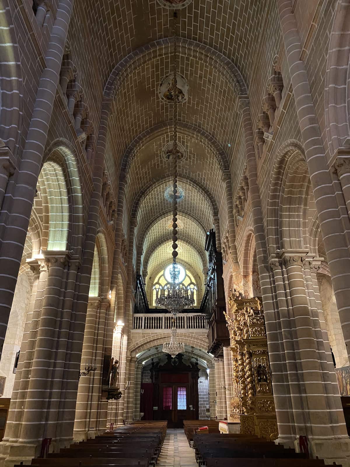 エヴォラ大聖堂