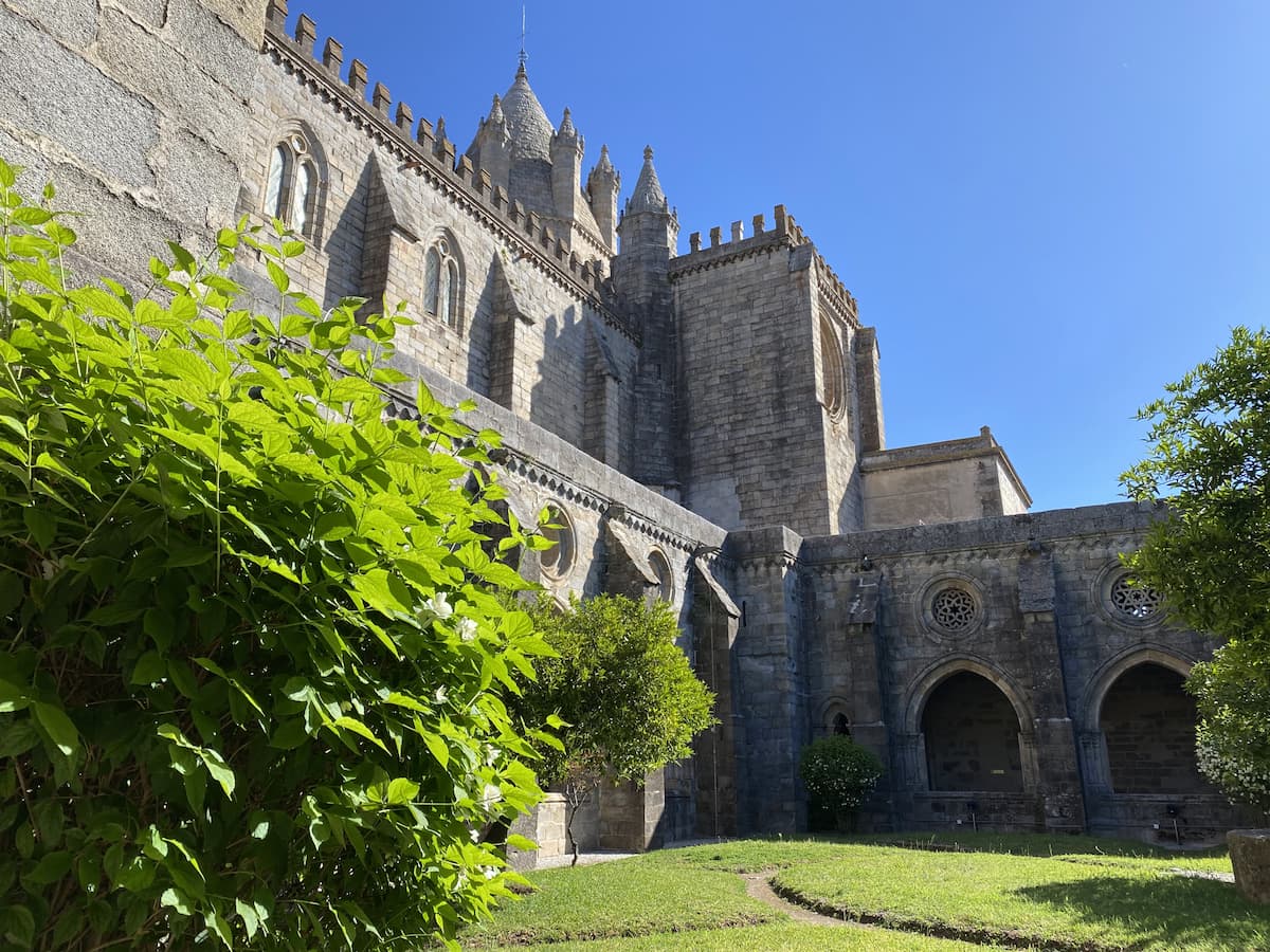 エヴォラ大聖堂