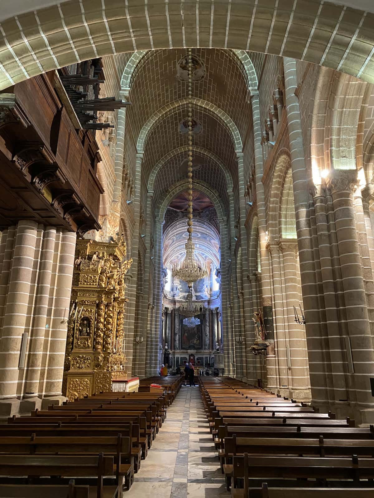 エヴォラ大聖堂