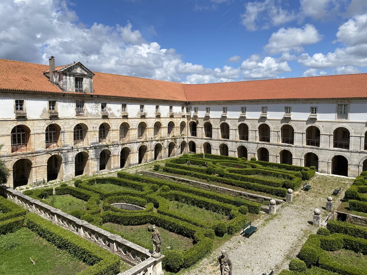 アルコバッサ修道院