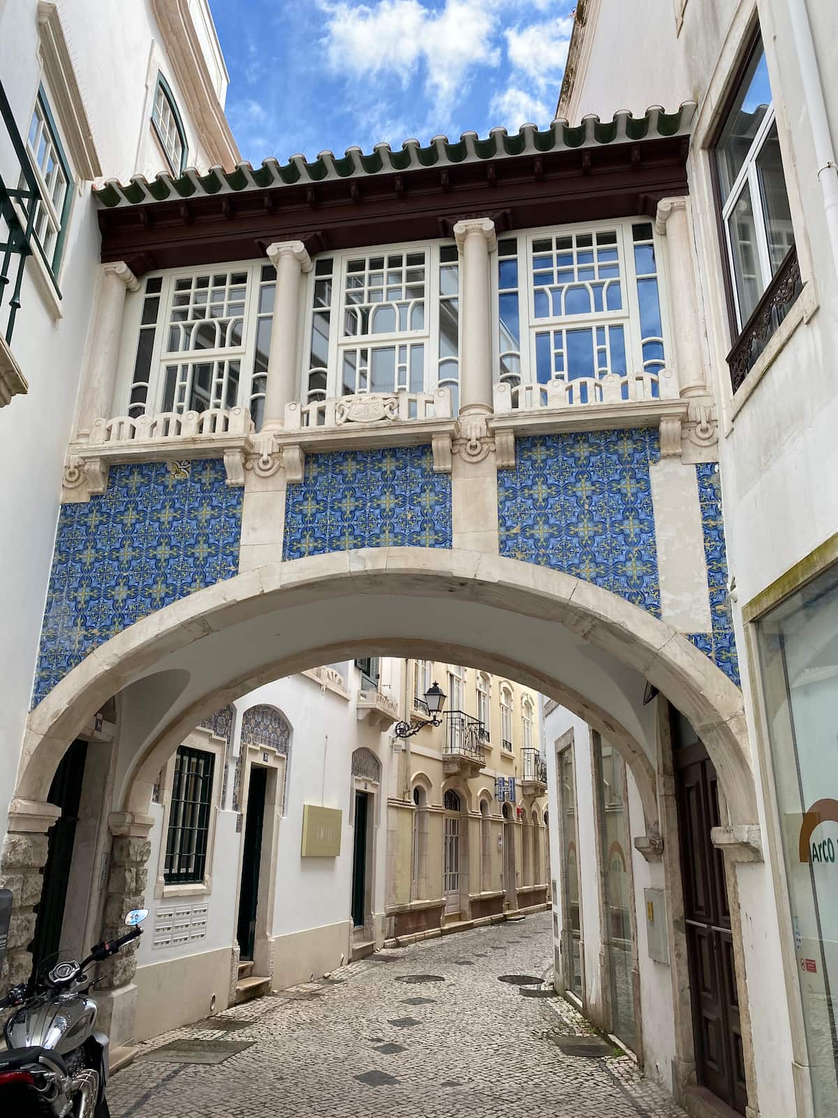 トマールからバターリャへの行き方