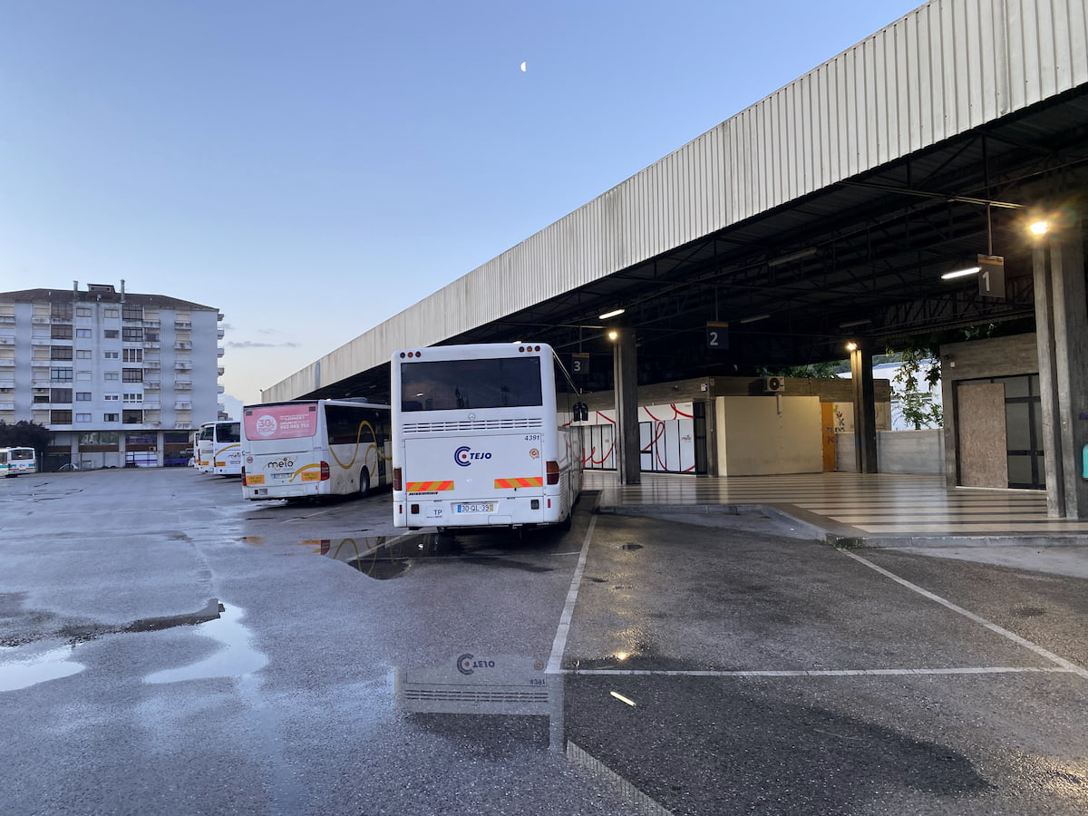 トマールからバターリャへの行き方