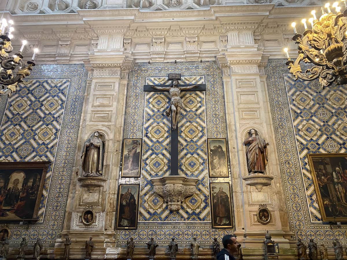 サンタ・クルース修道院