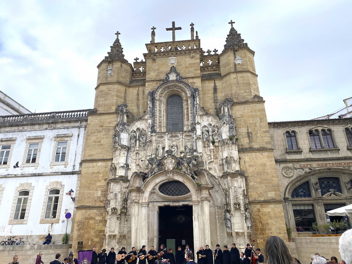 サンタ・クルース修道院