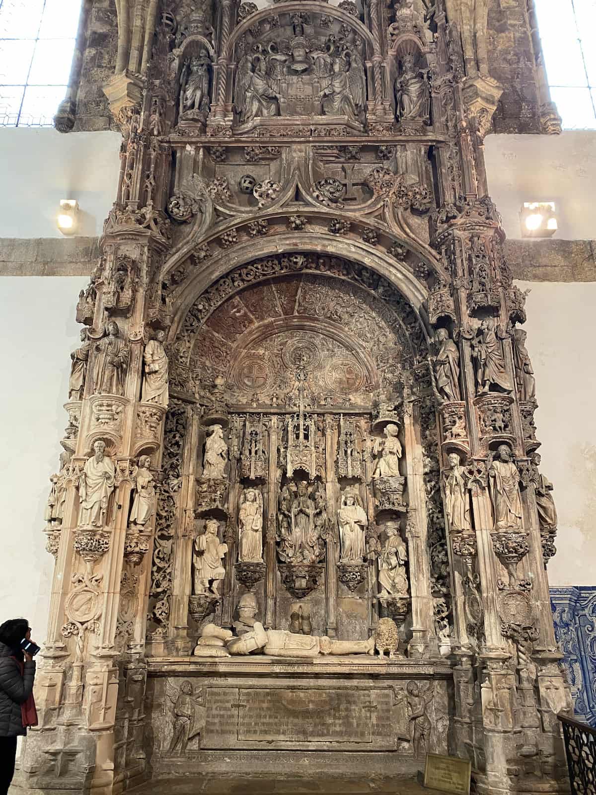 サンタ・クルース修道院