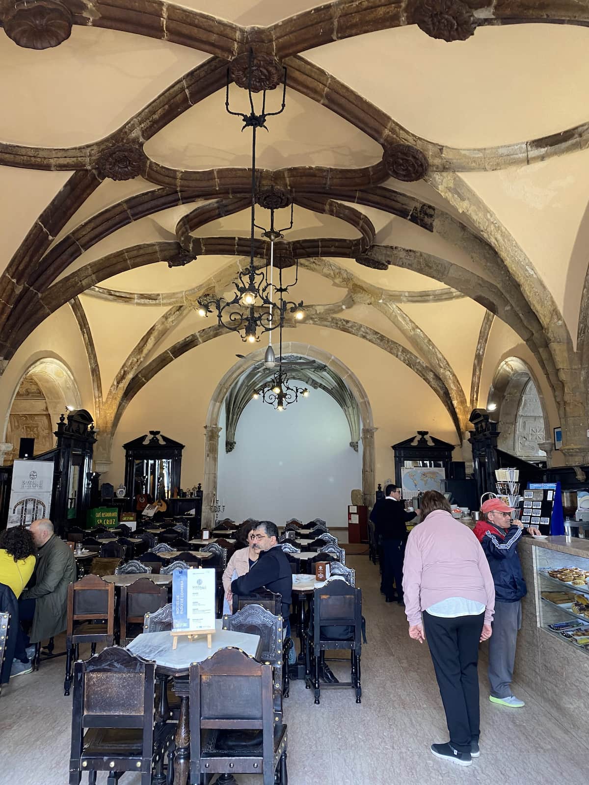 サンタ・クルース修道院