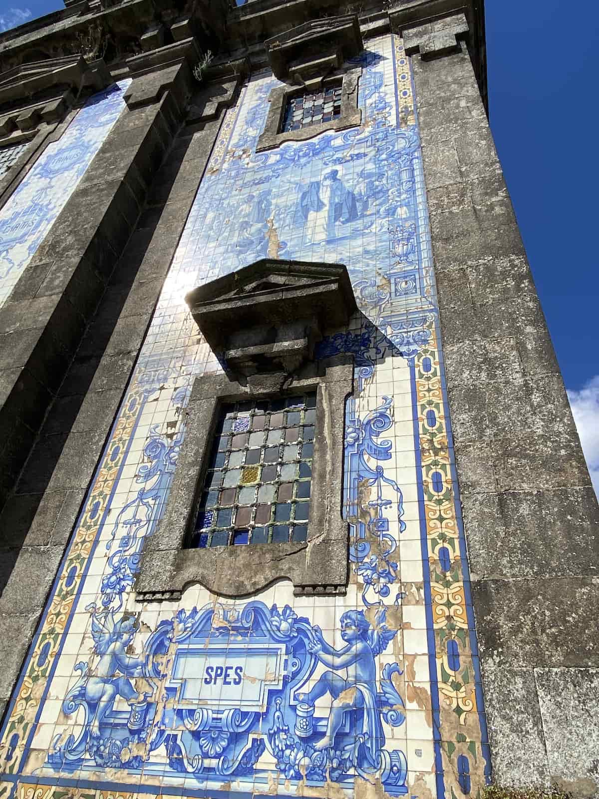 アズレージョの教会