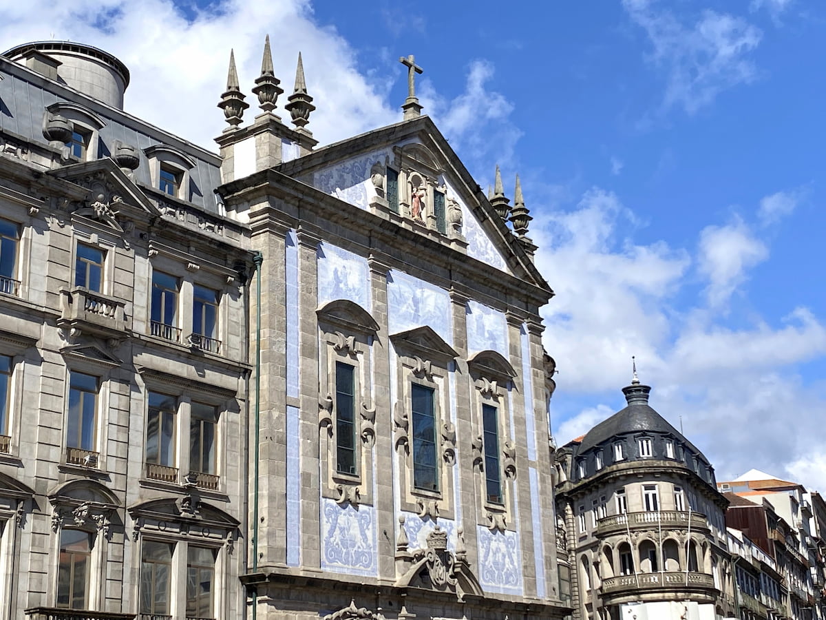 アズレージョの教会