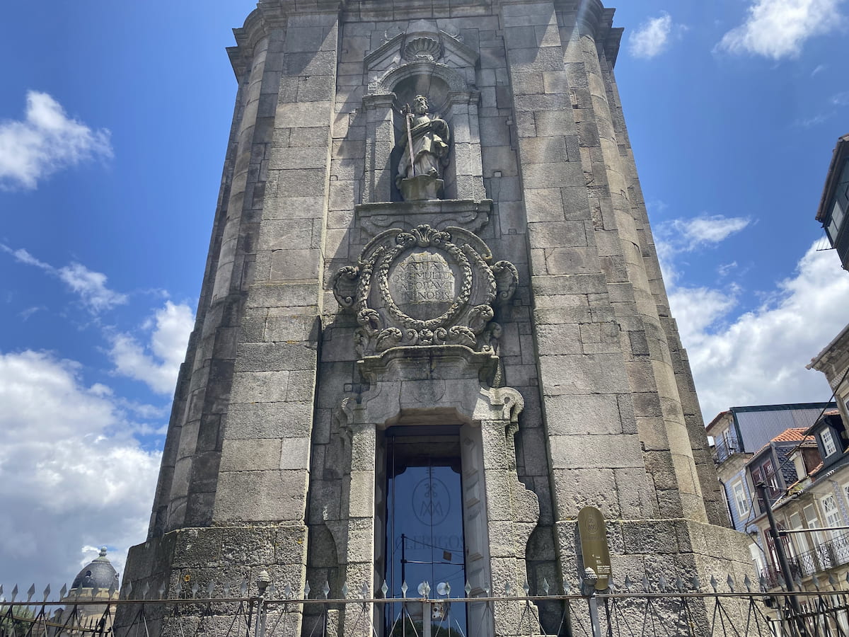 クレリゴス教会