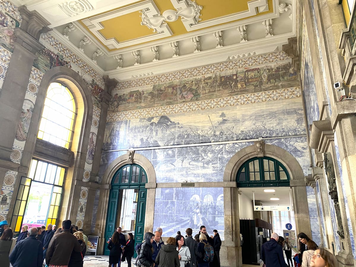 コインブラからポルト行き方