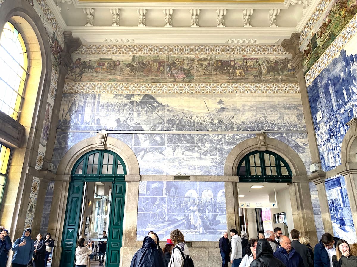 コインブラからポルト行き方