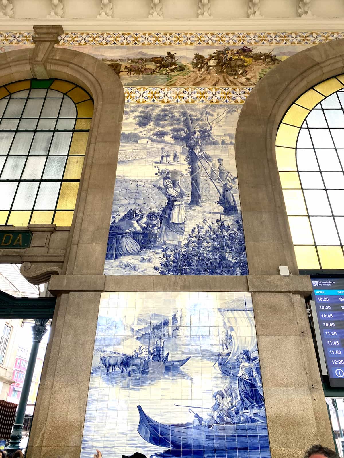 コインブラからポルト行き方