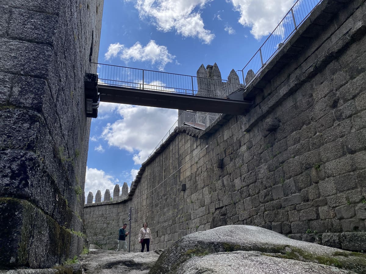 ギマランイス歴史地区とコウルス地区