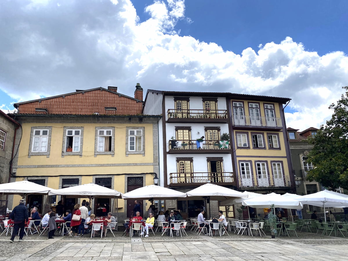 ギマランイス歴史地区とコウルス地区